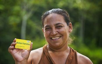 Bolsa Família: Ganhou emprego? Veja como garantir R$ 300 extras