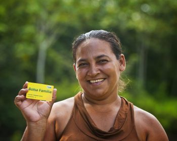 Bolsa Família: Ganhou emprego? Veja como garantir R$ 300 extras